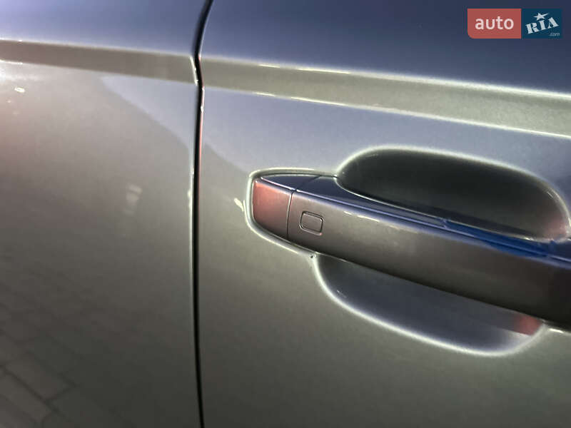 Седан Audi A6 2014 в Виноградові