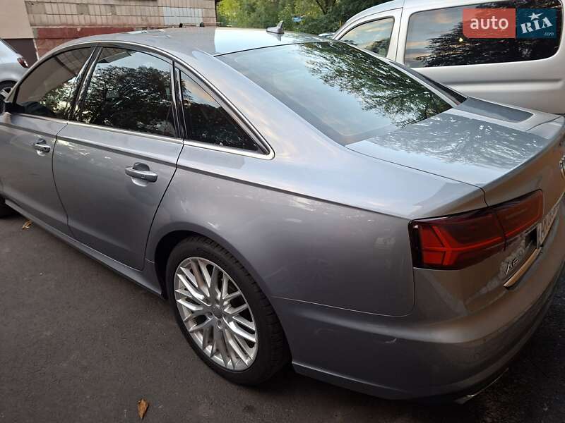 Седан Audi A6 2015 в Рівному