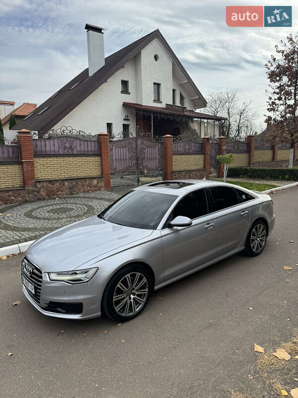 Седан Audi A6 2015 в Ровно