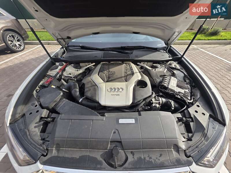 Седан Audi A6 2018 в Софіївській Борщагівці