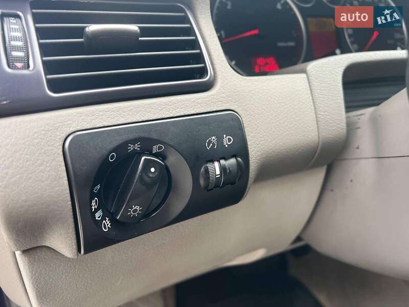 Седан Audi A6 2002 в Львове