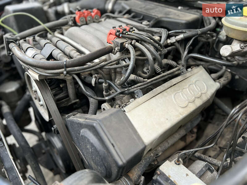 Універсал Audi A6 1995 в Новояворівську