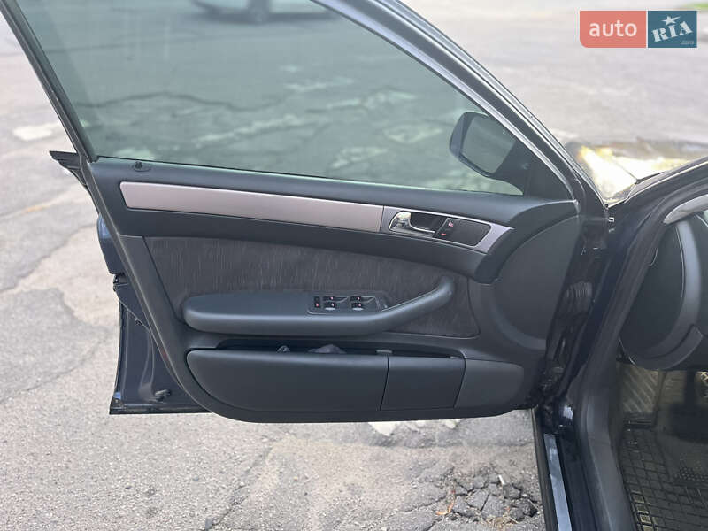 Універсал Audi A6 2001 в Миколаєві