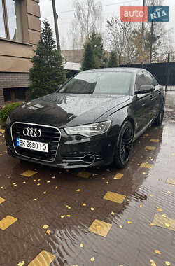 Седан Audi A6 2011 в Дубровице