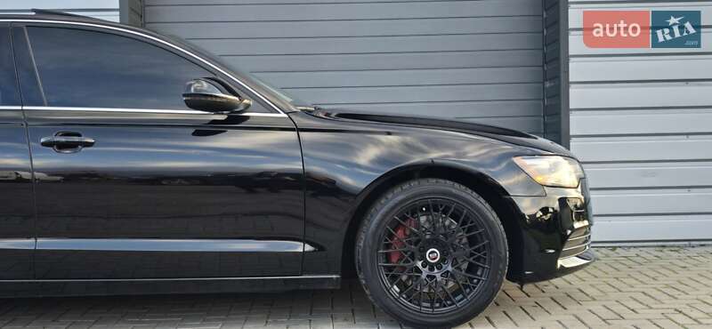 Седан Audi A6 2013 в Хоролі