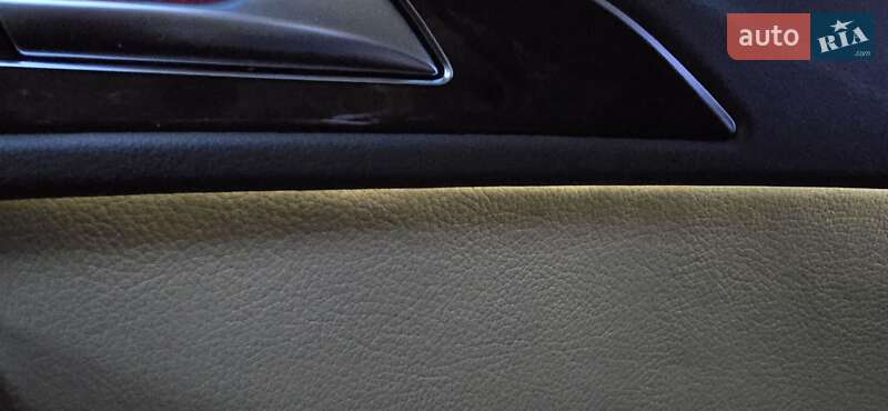 Седан Audi A6 2013 в Хоролі