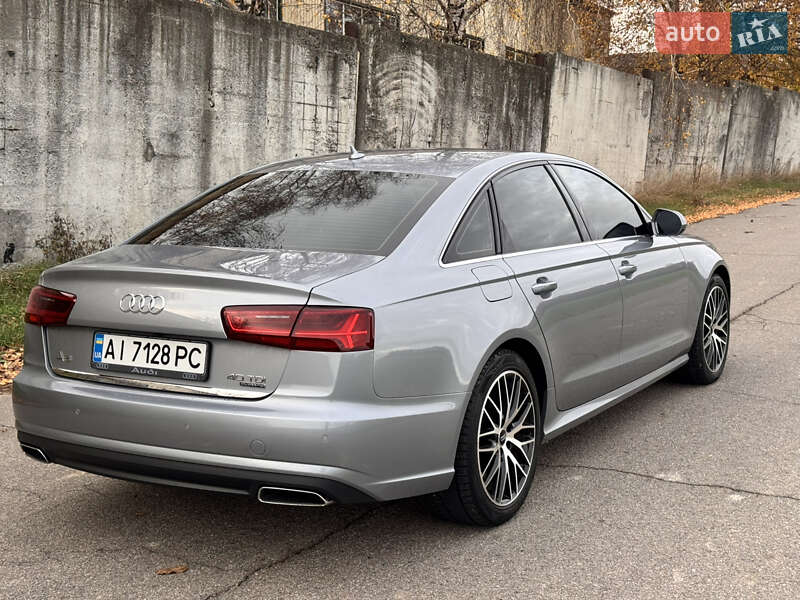 Седан Audi A6 2015 в Умані