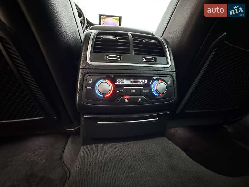 Седан Audi A6 2015 в Умані