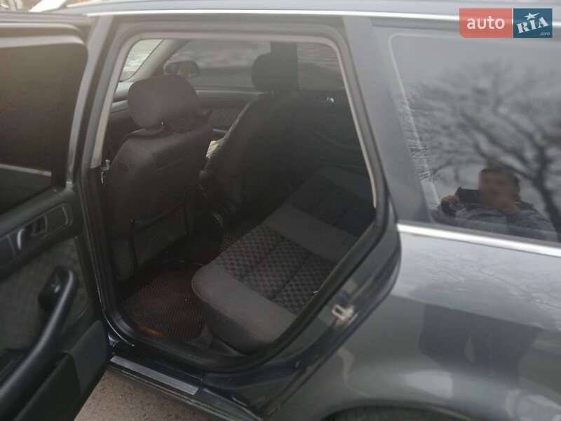 Универсал Audi A6 2002 в Бородянке