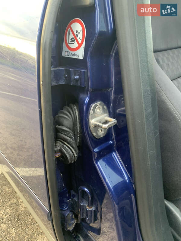 Седан Audi A6 2001 в Рівному