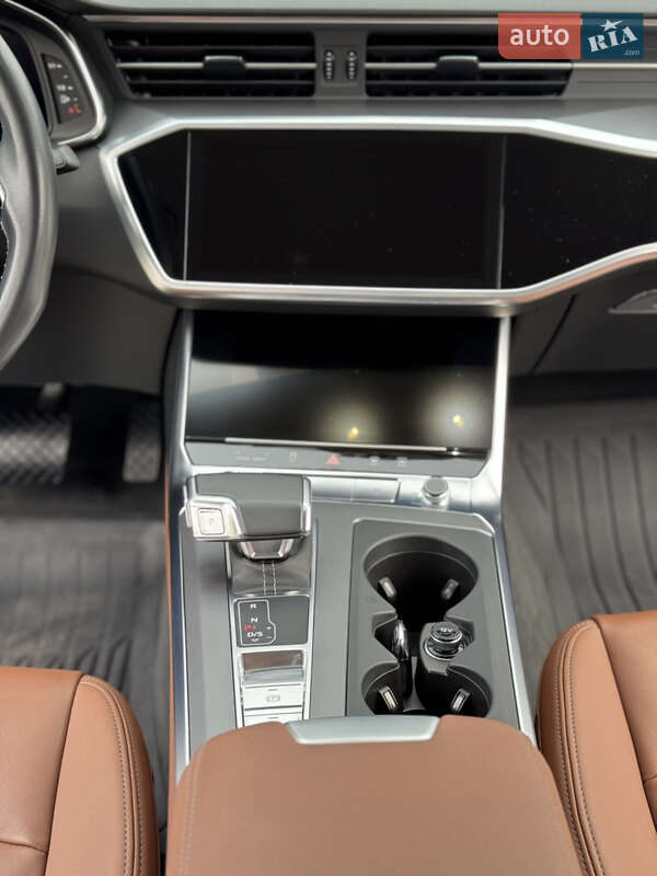 Седан Audi A6 2023 в Дніпрі