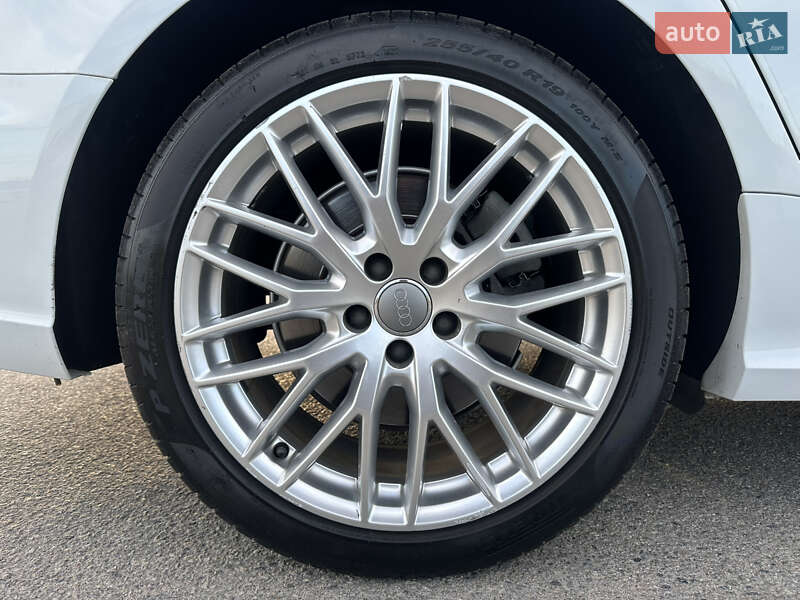 Седан Audi A6 2016 в Днепре