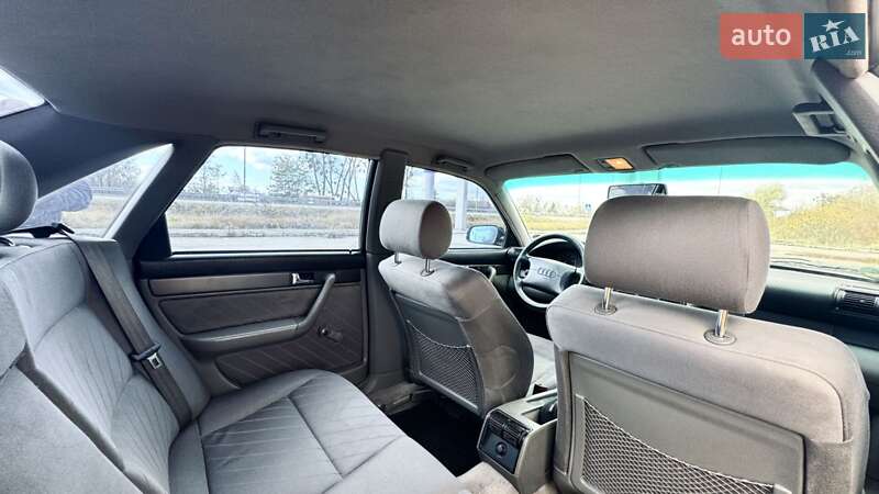 Седан Audi A6 1997 в Звягеле
