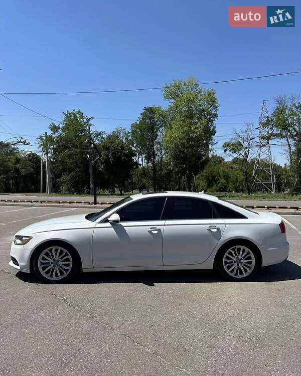 Седан Audi A6 2012 в Києві