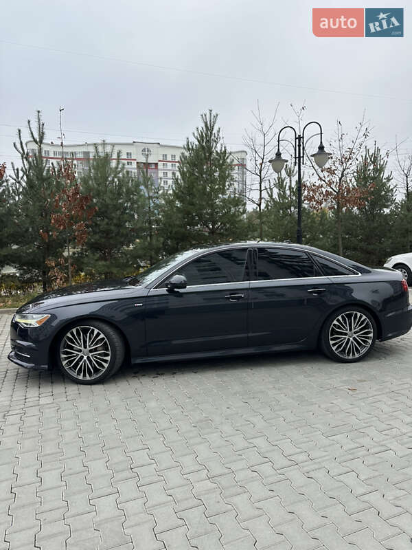 Седан Audi A6 2015 в Ивано-Франковске