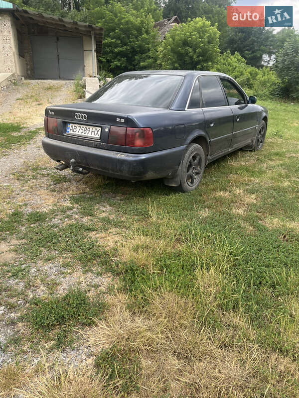 Седан Audi A6 1995 в Киеве