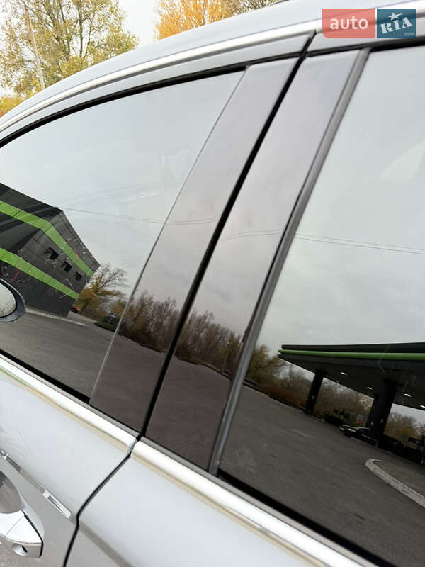 Седан Audi A6 2017 в Днепре