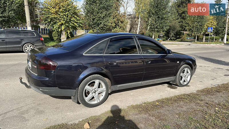 Седан Audi A6 2001 в Ржищеве
