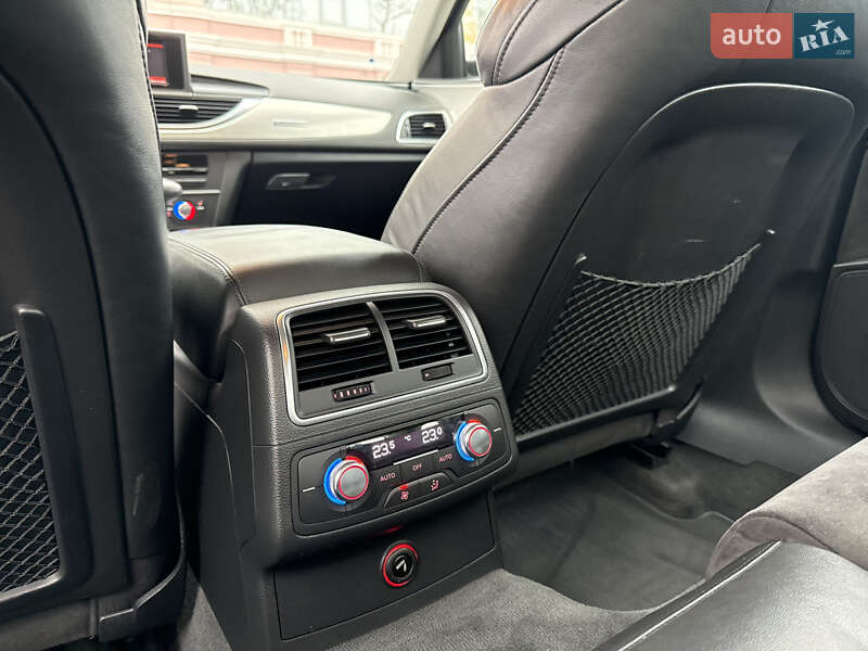 Седан Audi A6 2011 в Одессе