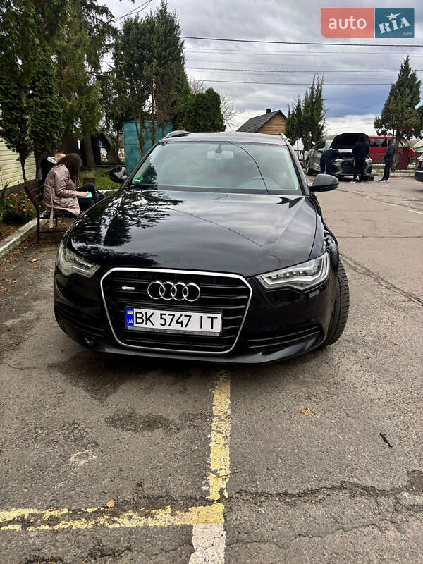 Универсал Audi A6 2012 в Рокитном