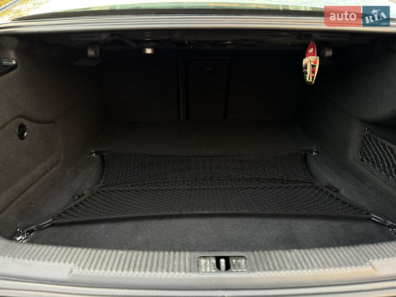 Седан Audi A6 2016 в Дніпрі