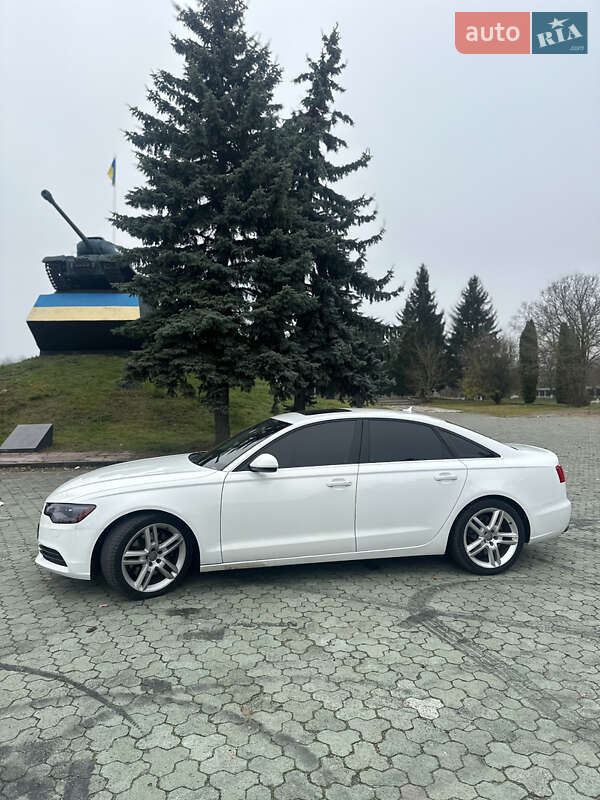 Седан Audi A6 2014 в Дубно