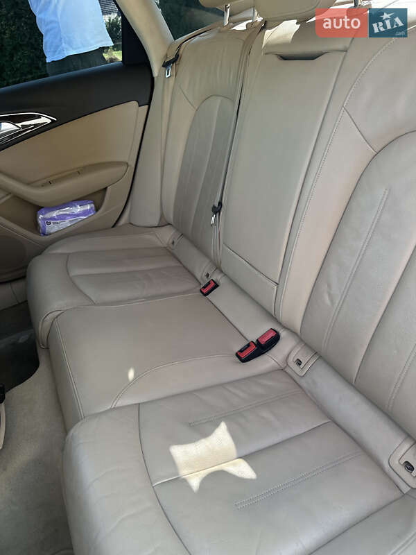 Седан Audi A6 2014 в Дубно