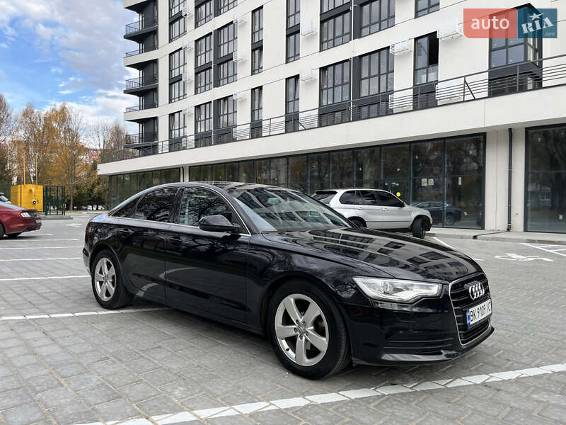 Седан Audi A6 2014 в Ровно