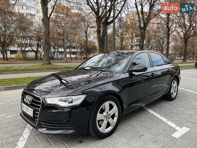 Седан Audi A6 2014 в Ровно
