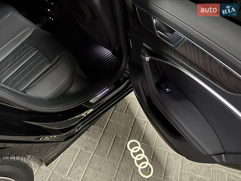 Седан Audi A6 2022 в Киеве