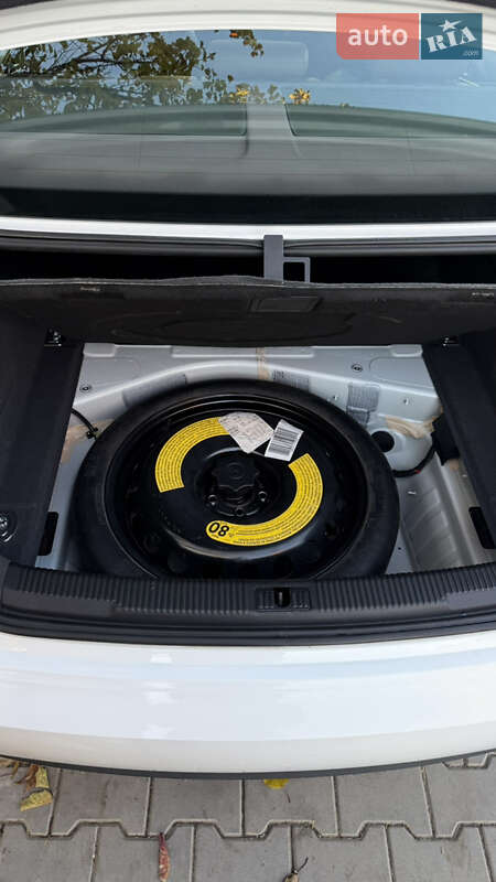 Седан Audi A6 2015 в Луцьку