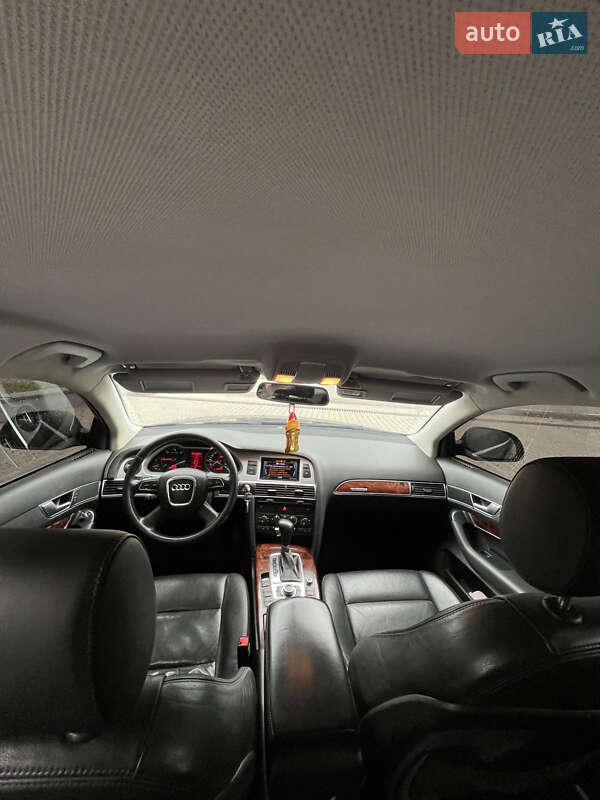 Седан Audi A6 2009 в Воловце