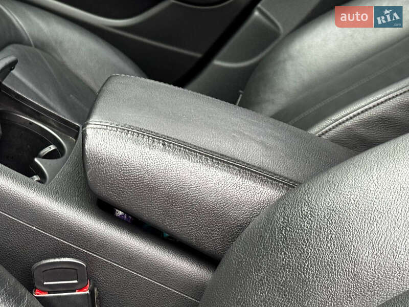 Седан Audi A6 2012 в Киеве