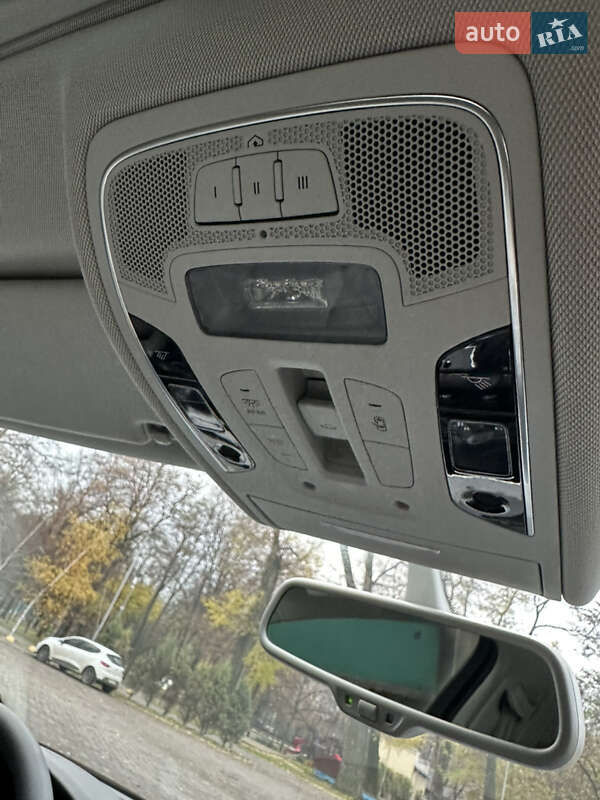 Седан Audi A6 2018 в Кам'янському