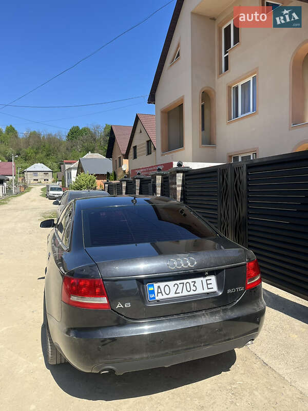 Седан Audi A6 2004 в Иршаве