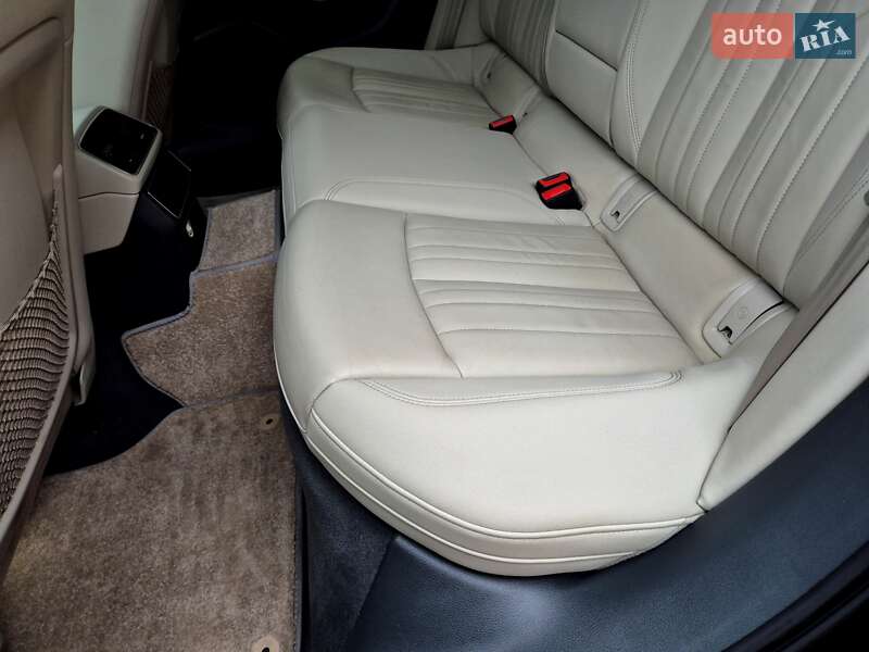 Универсал Audi A6 2019 в Киеве