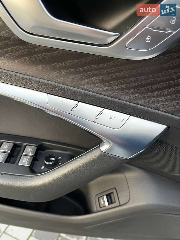 Седан Audi A6 2019 в Львові