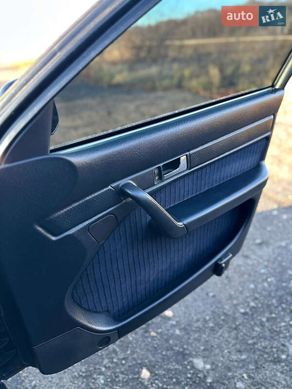 Седан Audi A6 1995 в Владимире