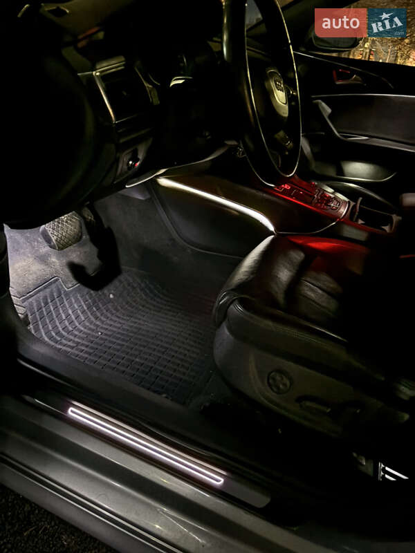 Седан Audi A6 2014 в Ровно