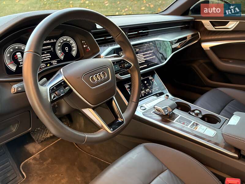 Седан Audi A6 2021 в Львове