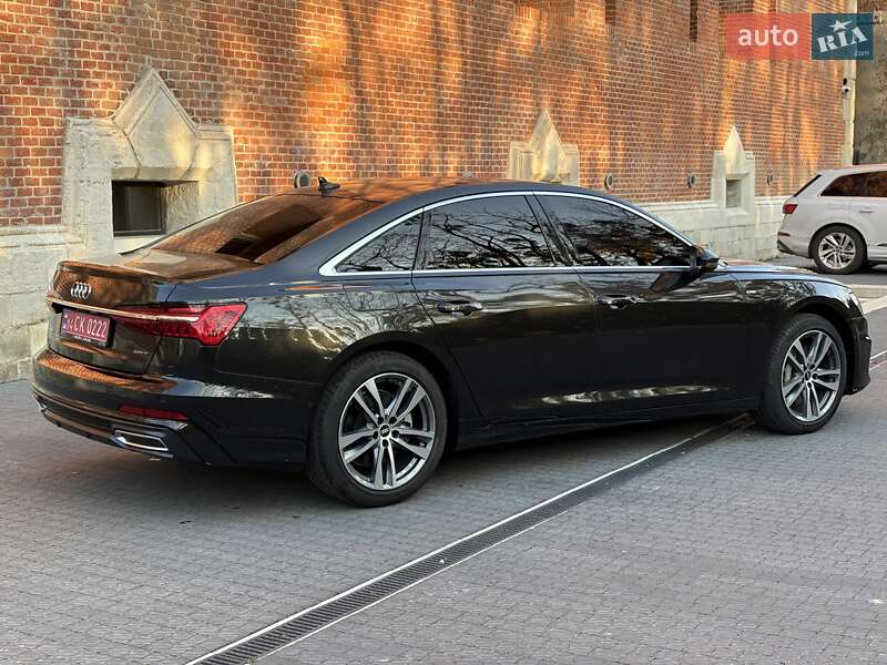 Седан Audi A6 2021 в Львове