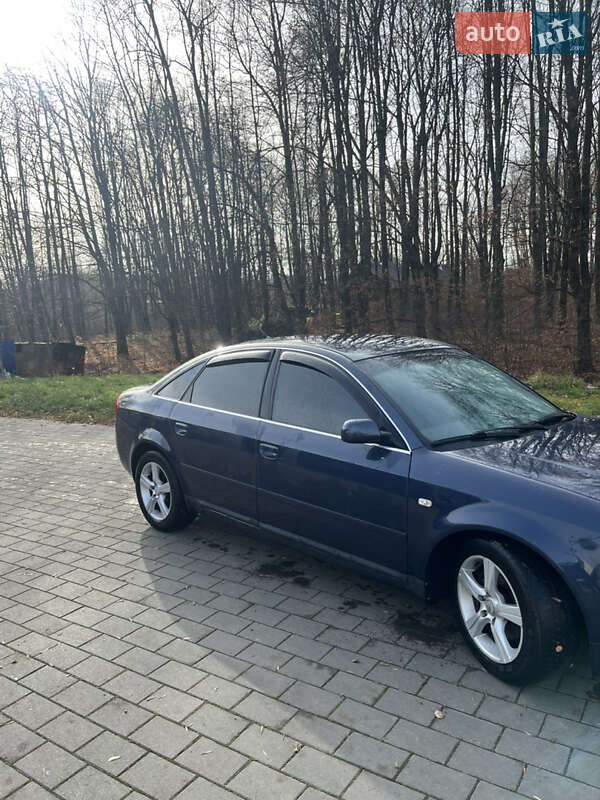 Седан Audi A6 2002 в Долине