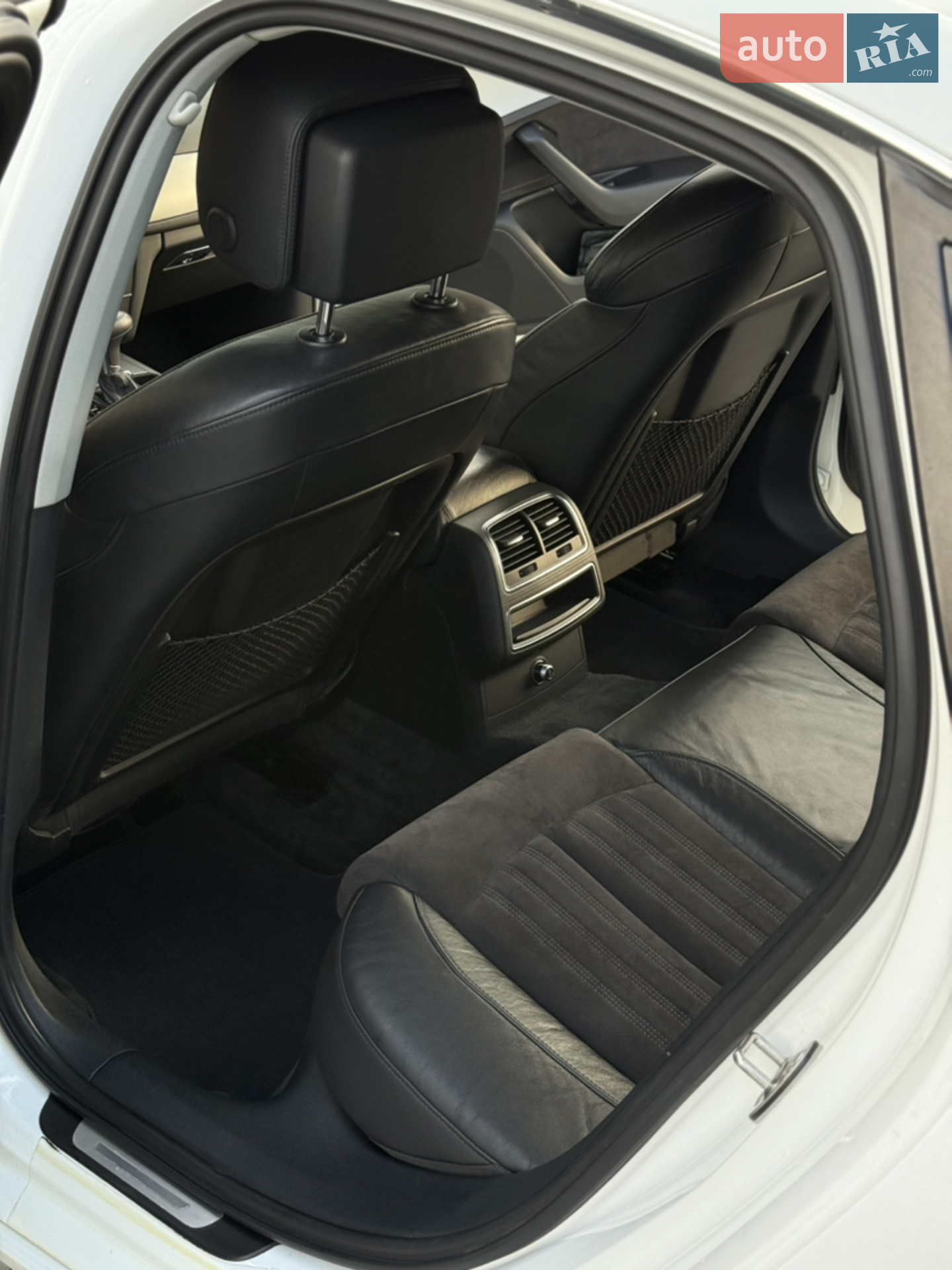 2011 Audi A6 - мініатюра 12