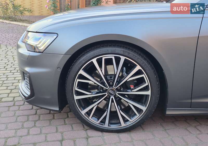 Седан Audi A6 2018 в Мукачевому