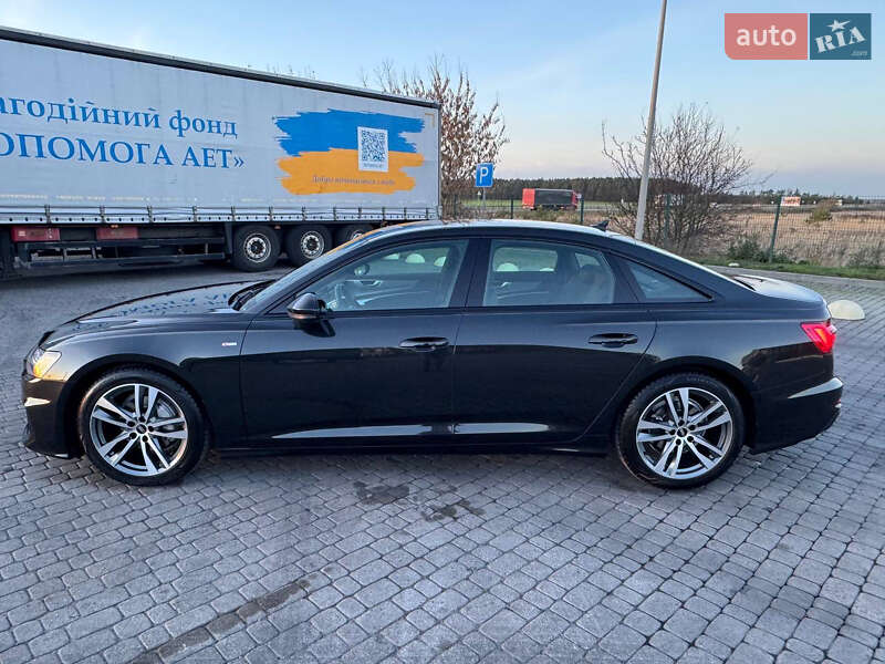 Седан Audi A6 2021 в Радивиліві