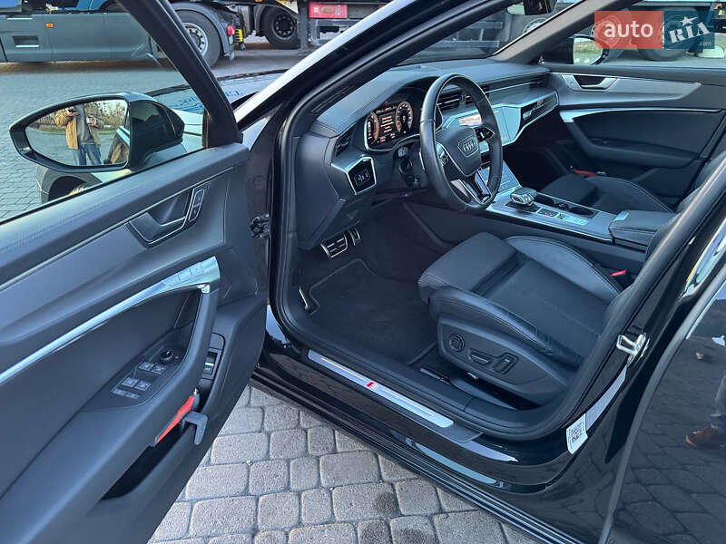 Седан Audi A6 2021 в Радивиліві