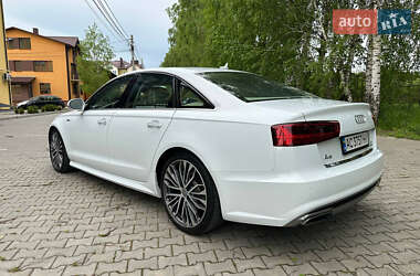 Седан Audi A6 2015 в Луцке