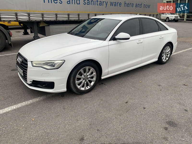 Седан Audi A6 2015 в Житомире