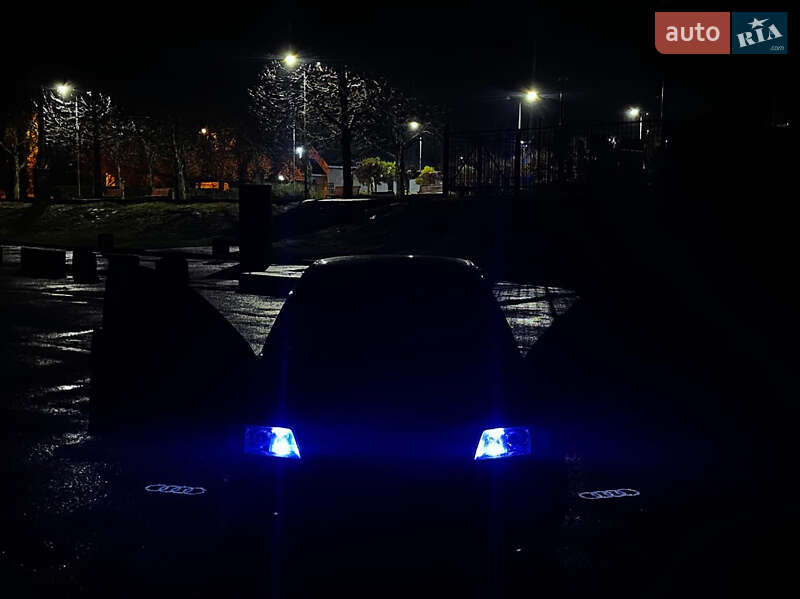 Седан Audi A6 1998 в Кременчуге