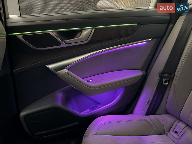 Седан Audi A6 2019 в Днепре